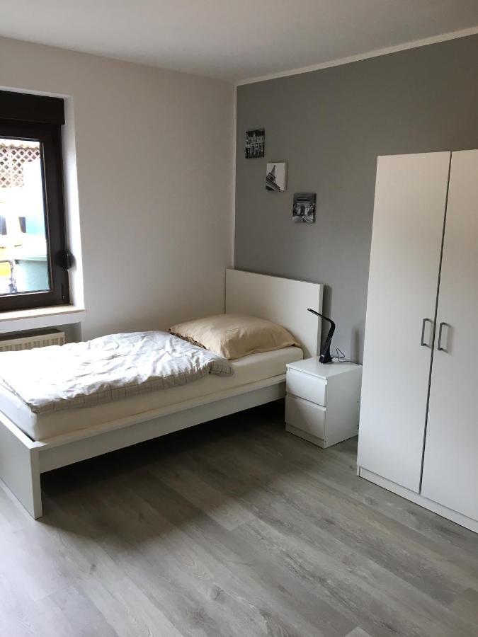 Gemuetliches Ferienzimmer Huerth Bagian luar foto