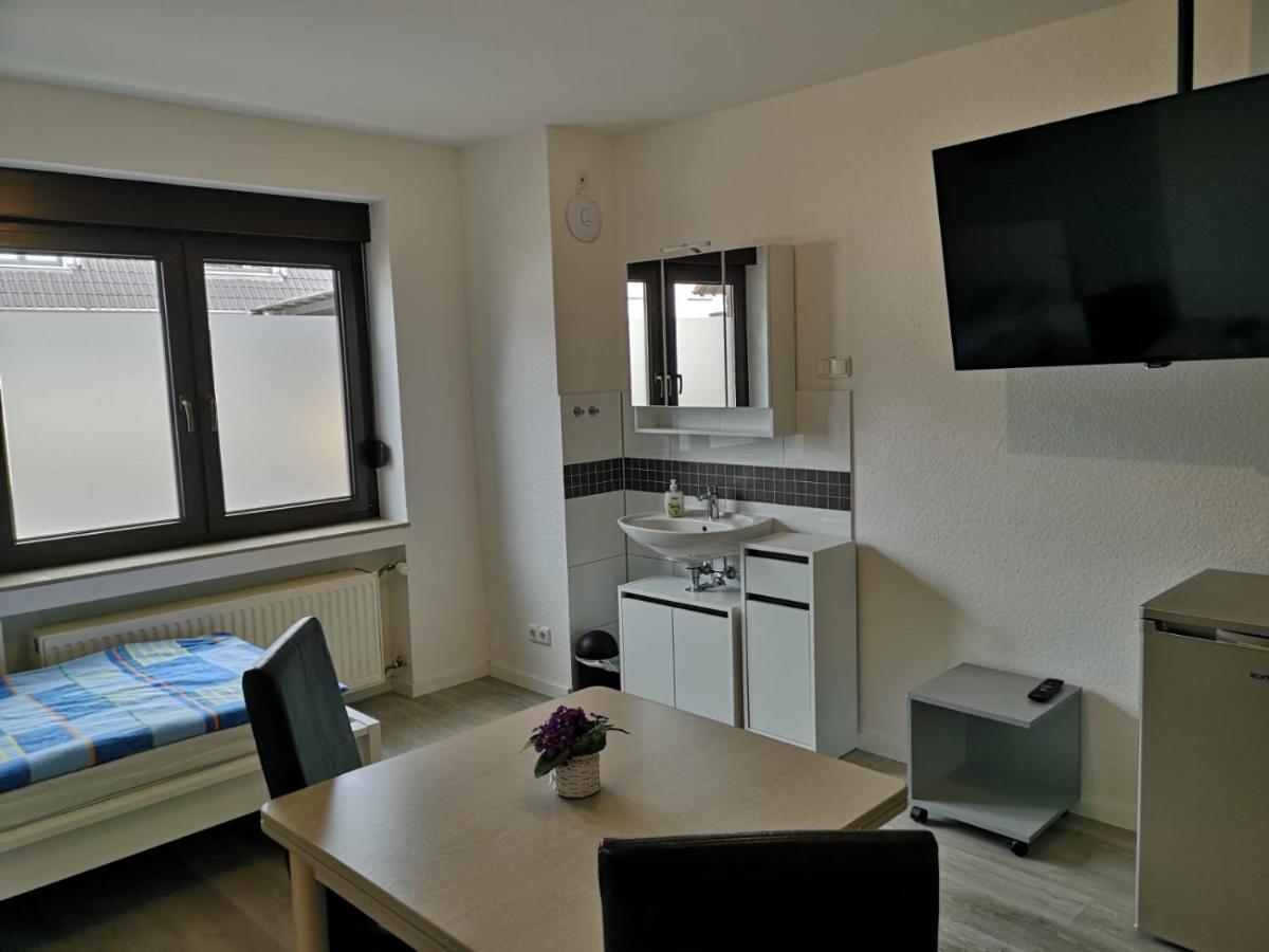 Gemuetliches Ferienzimmer Huerth Bagian luar foto