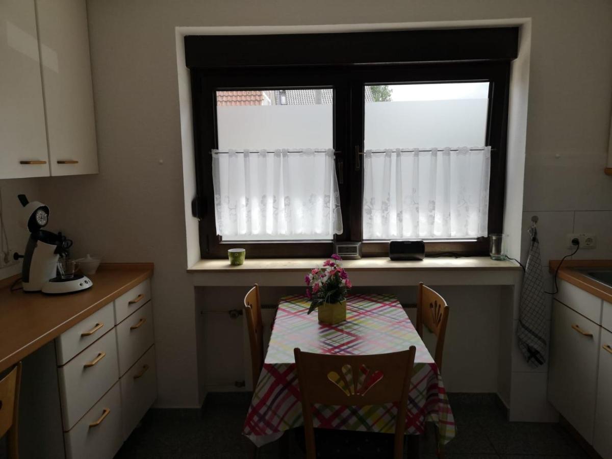 Gemuetliches Ferienzimmer Huerth Bagian luar foto